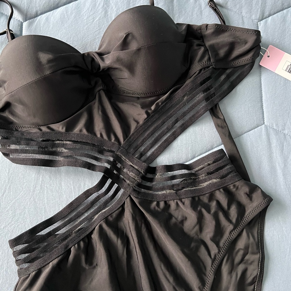 Rene lion one - piece